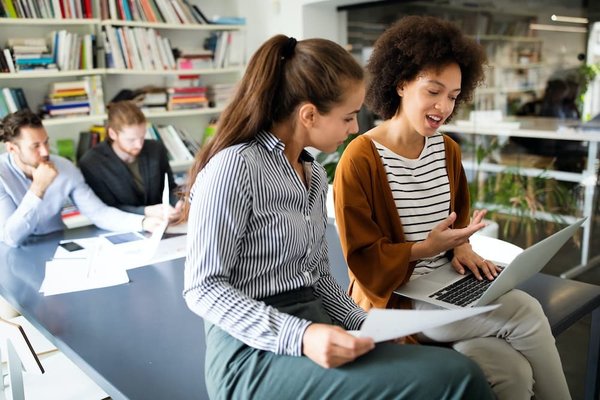 Les avantages insoupçonnés d'une communication interpersonnelle efficace en milieu professionnel