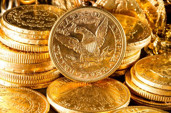 Quels sont les critères importants à considérer lors de l'achat de pièces d'or ?